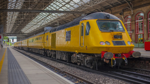 883739 (a): :2048x1152